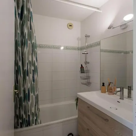 #46 Terrace Ac 4mins Walk Sea Tram T2 Airport Port *